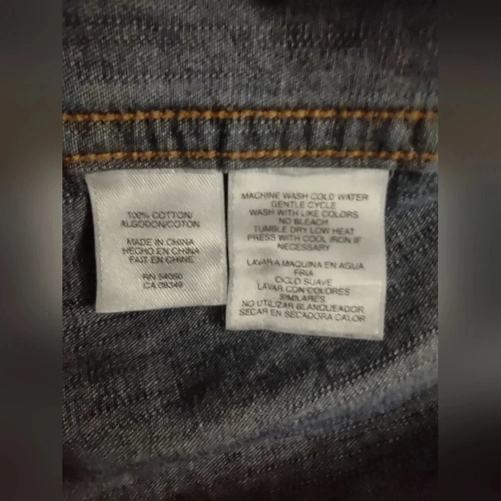 Jones New York Sport denim long sleeve top - Picture 3 of 7